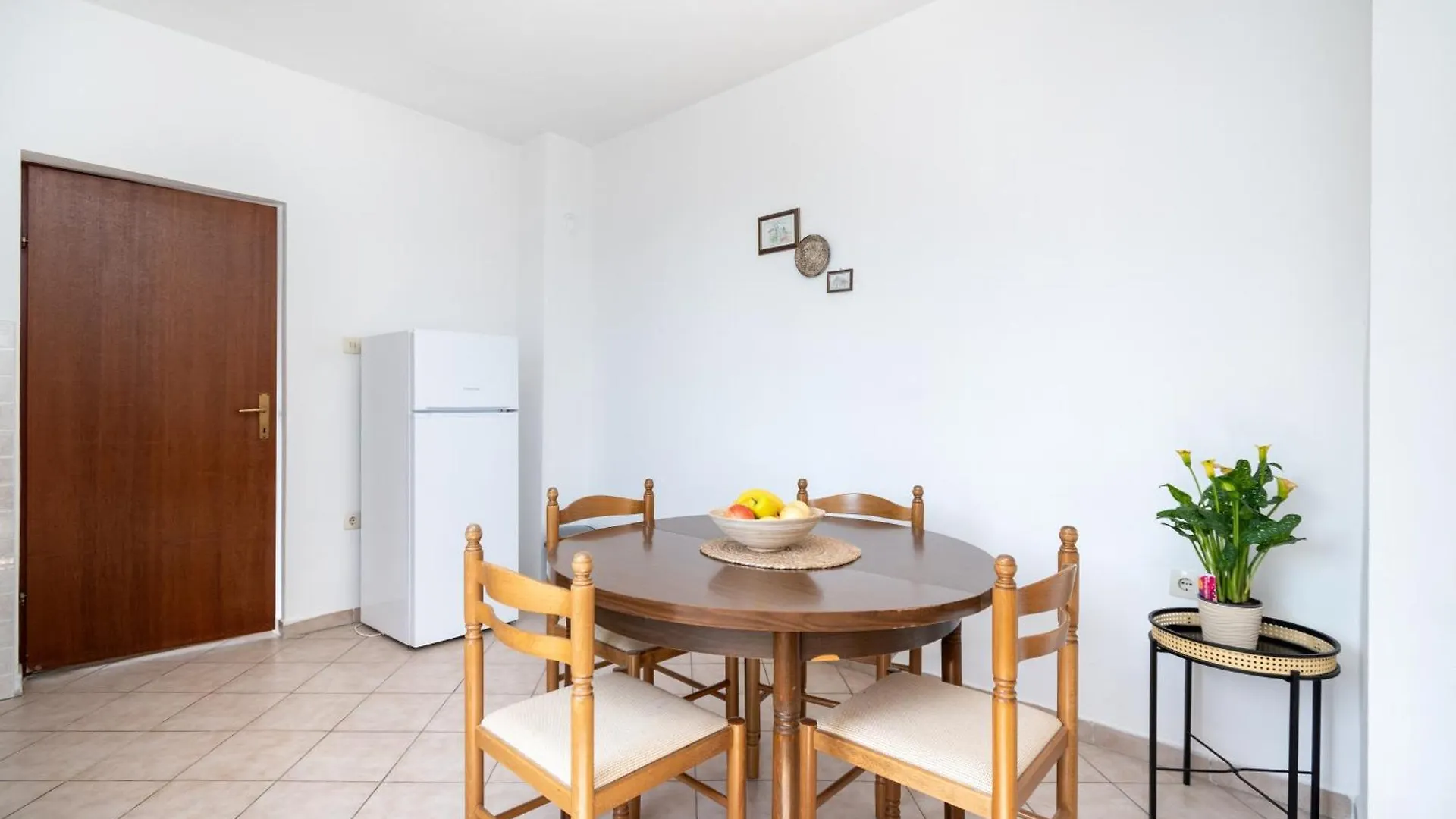 Apartments With A Parking Space Pag - 15765 Pag Town