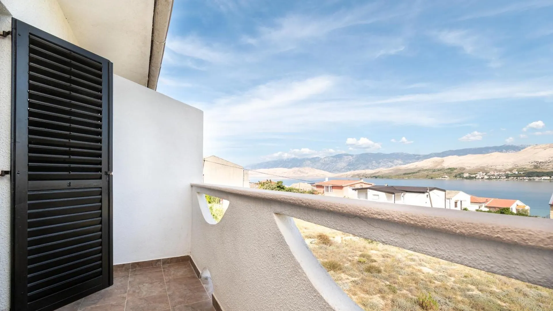 Apartments With A Parking Space Pag - 15765 Pag Town