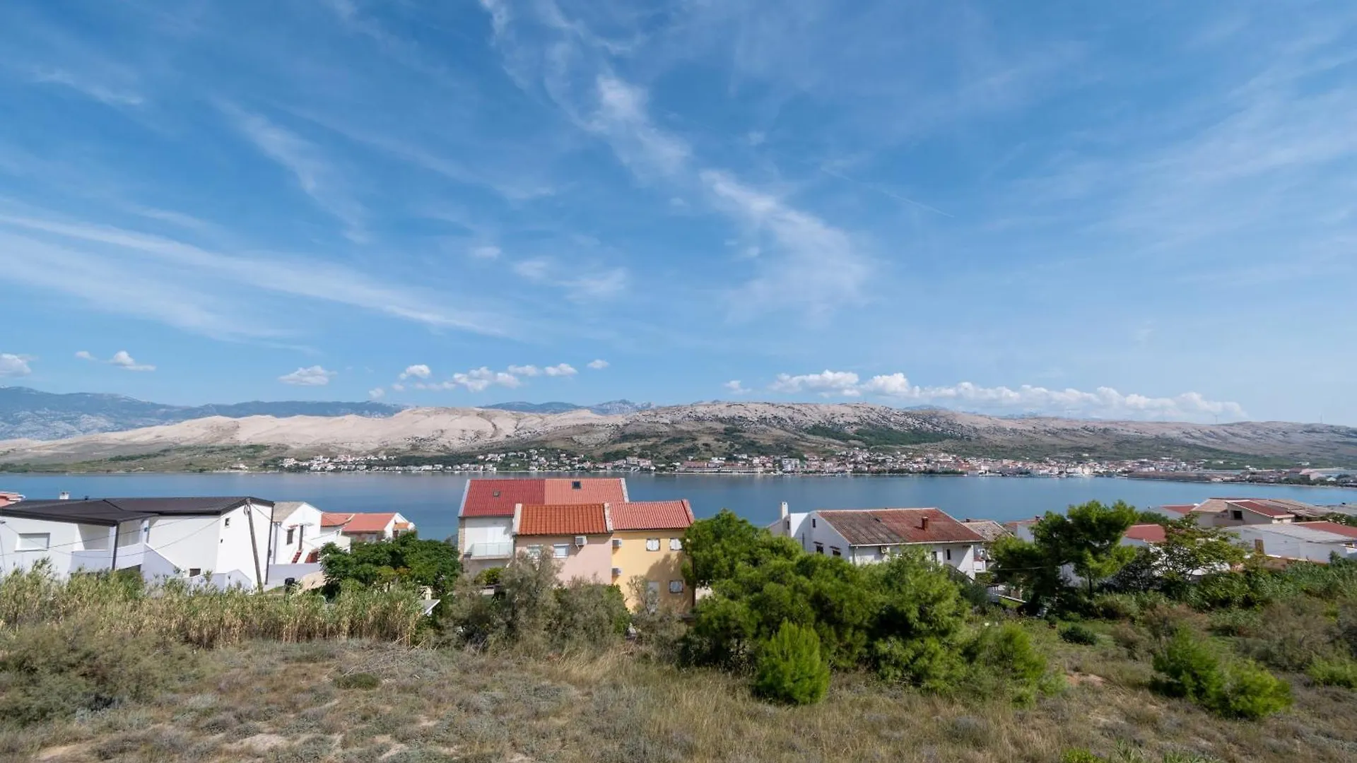 Apartments With A Parking Space Pag - 15765 Pag Town